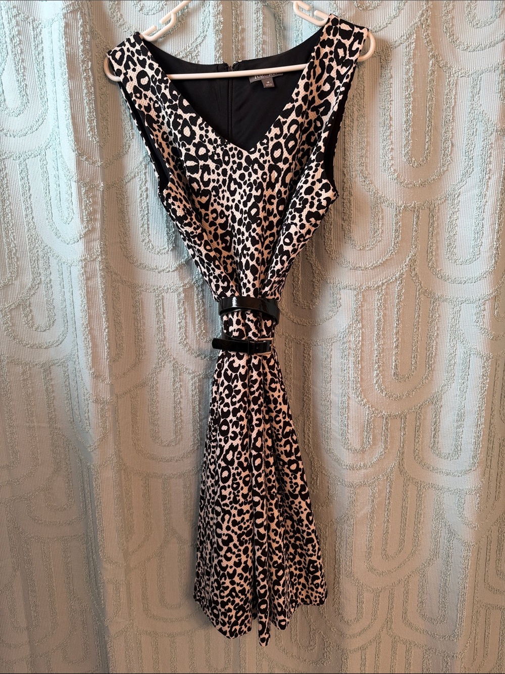 Leopard Print Belted V-Neck Dress - Black & White